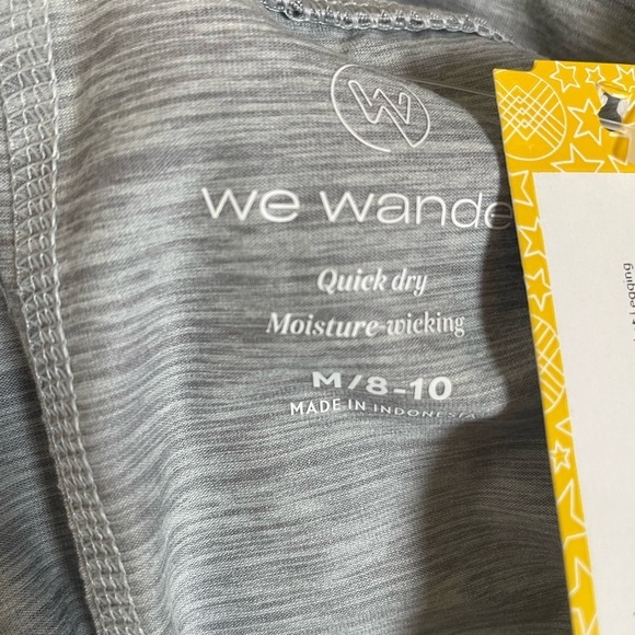 NEW We Wander Kids Gray Leggings with Pockets - Picture 3 of 4